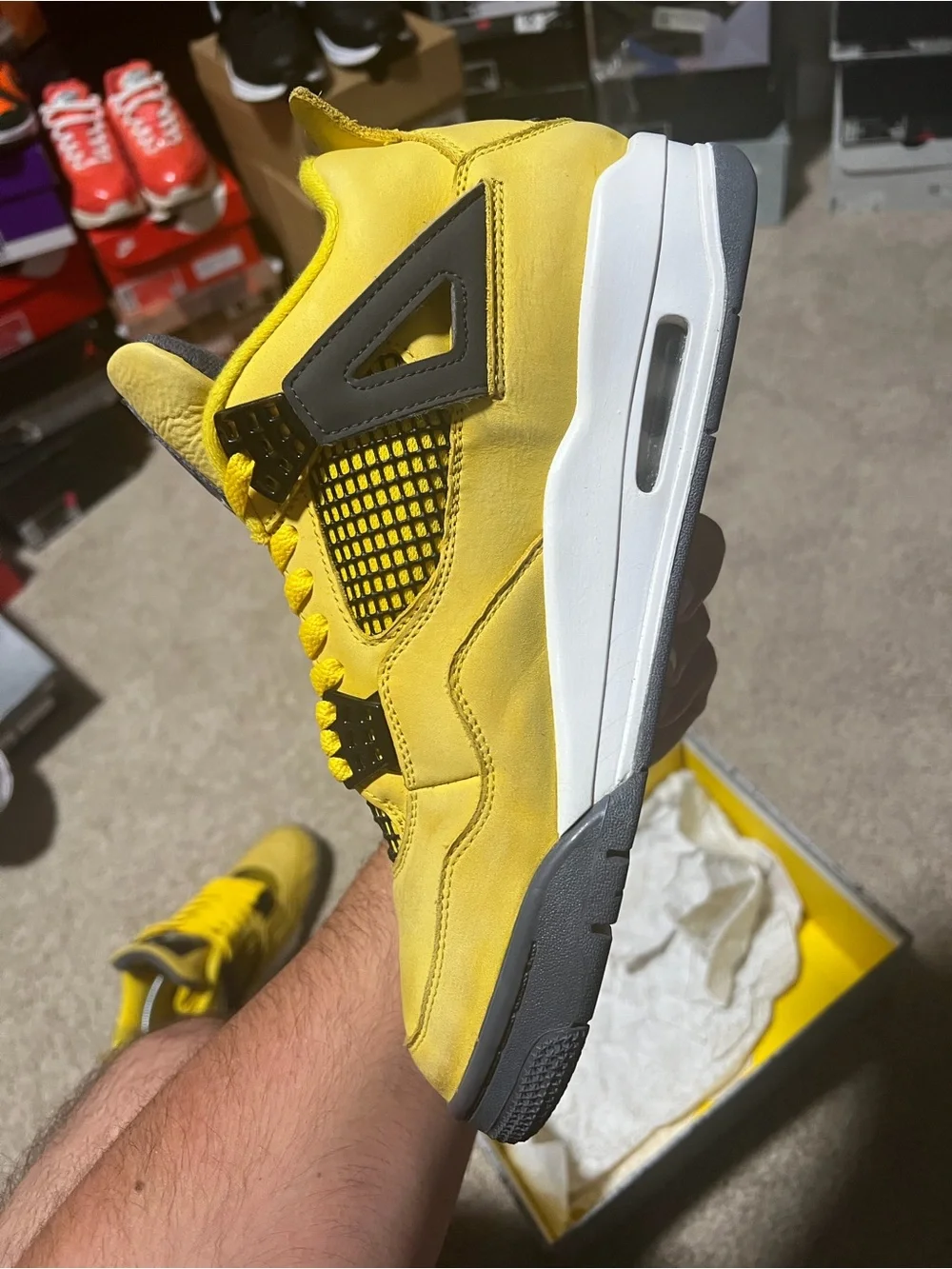 Jordan 4 ‘Lightning’